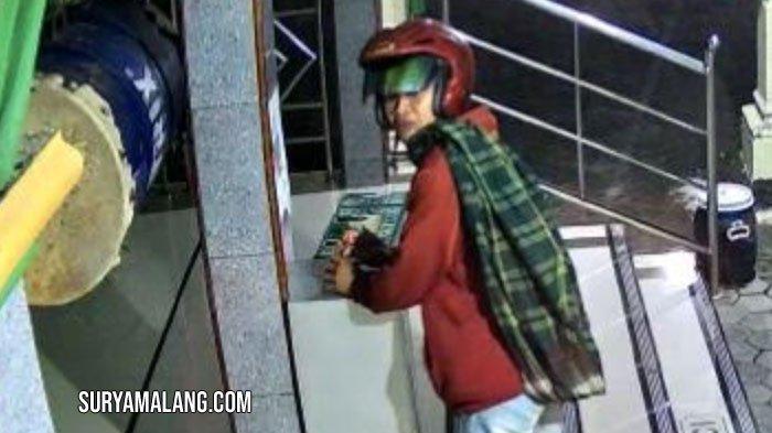 Tampang maling kotak amal di Masjid Goa Hiro Ponorogo