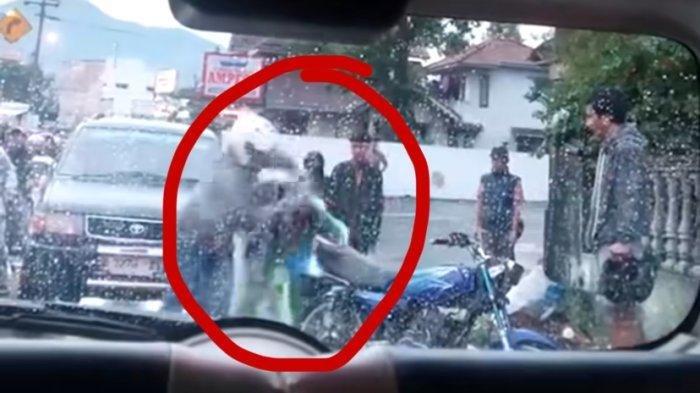 Viral Pemilik Motor RX King Disuruh Hirup Asap Knalpotnya