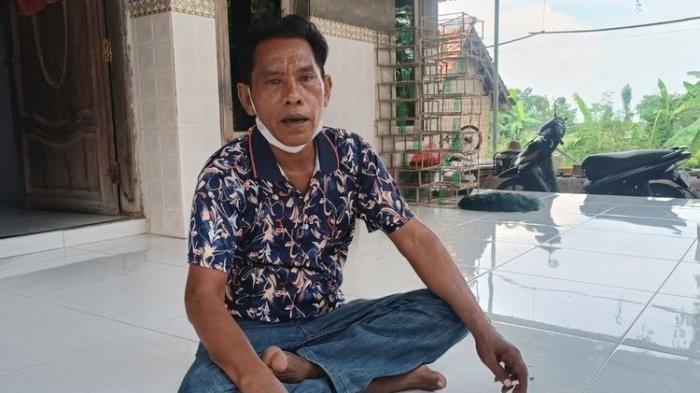 Zahri ayah bocah perempuan yang bertunangan di umur 4 tahun di Sampang Madura