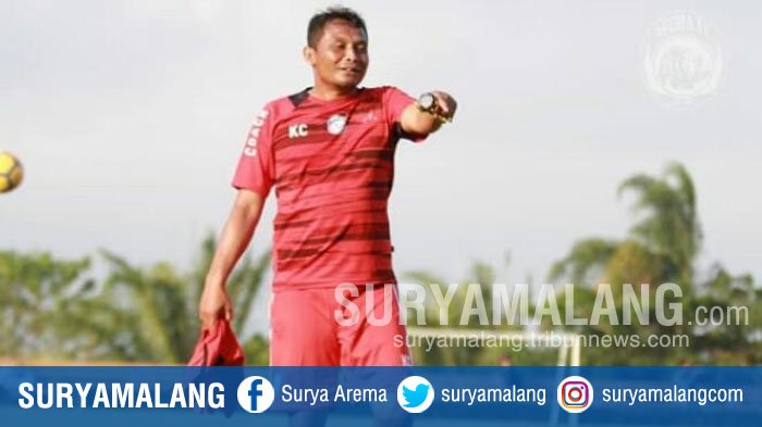 Asisten pelatih Arema FC, Kuncoro.