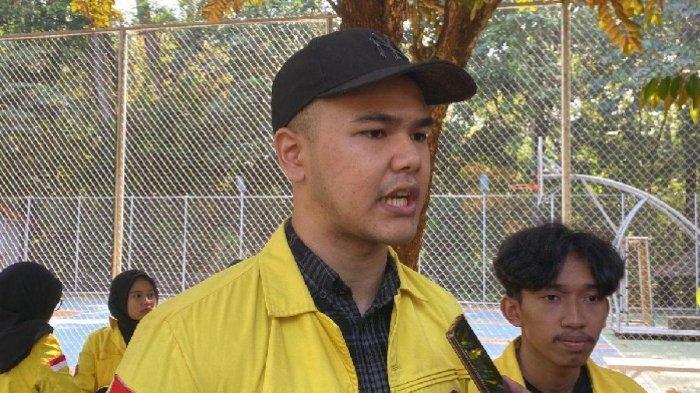 Sosok ketua BEM UI Verrel Uziel yang jadi sorotan di demo Peringatan Darurat Indonesia di DPR