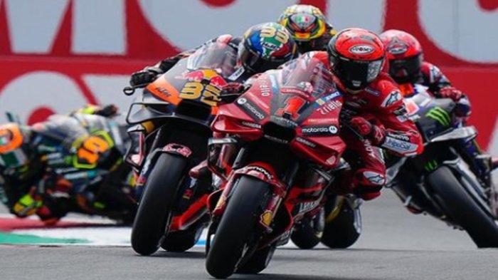 Posisi start pembalap di MotoGP Belanda 2023 untuk balapan utama hari Minggu (25/6/2023) kembali didomiasi pembalap Ducati. Tapi Baris kedua diisi pembalap Yamaha, KTM dan Aprilia. Bakal seru