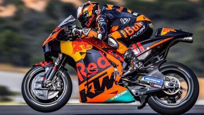 Pembalap Red Bull KTM, Brad Binder menjadi juara seri MotoGP Austria 2021 karena kenekatan tak ganti motor dalam balapan dry race yang berubah menjadi balapan wet Race karena hujan deras