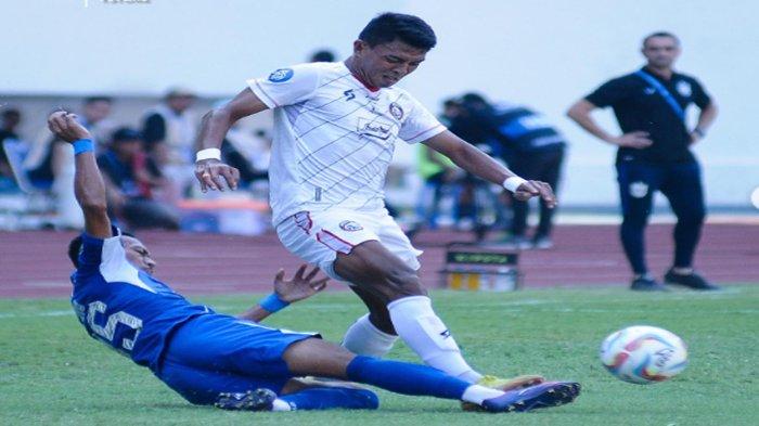 Singo Edan kalah dengan hasil skor PSIS Semarang Vs Arema FC adalah 2-0 dilaga Pekan 7 Liga 1 2023-2024 di stadion Jatidiri Semarang, Rabu (9/8/2023).