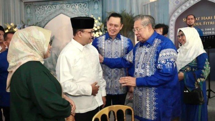 Anies Baswedan bertemu SBY pada silaturahmi Idul Fitri 1444 Hijriah yang diadakan Ketua Umum Partai Demokrat, Agus Harimurti Yudhoyono, April 2023.