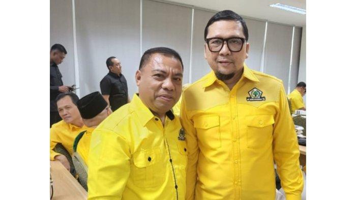 Bakal Calon Bupati Halmahera Utara Piet Hein Babua (Kiri) foto bersama dengan anggota DPR-RI Doli Kurnia dì Kantor DPP Golkar di Slipi Jakarta, Sabtu (6/4/2024).