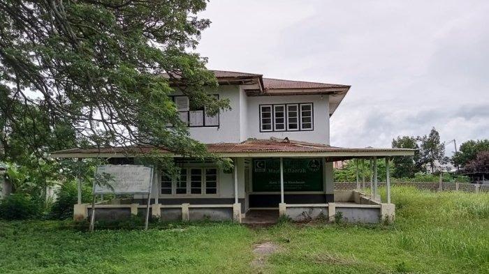 Bangunan Eks Kediaman Gubernur Provinsi Irian Barat di Kota Tidore Kepulauan