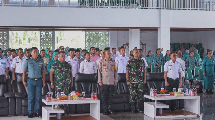 Para pimpinan OPD, Forkompinda dan tamu undangan saat nengahadiri kegiatan hari Kesatuan Gerak PKK ke 53, Rabu (8/5/2024)