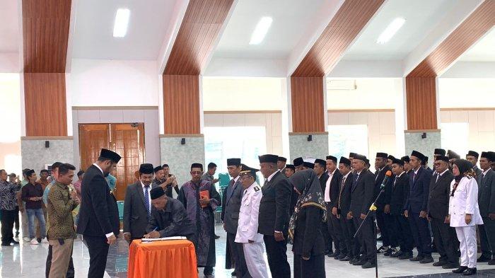 Suasana berlangsungnya pelantikan 203 pejabat eselon III dan IV lingkungan Pemkab Halmahera Selatan, Kamis (21/3/2024).