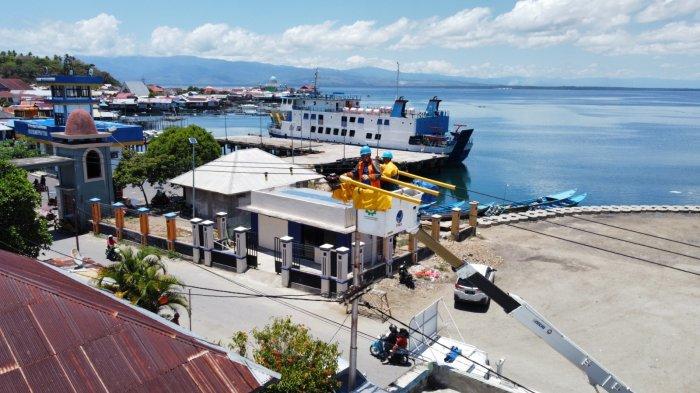 Proses pelaksanaan pekerjaan dalam keadaan bertegangan, memastikan jaringn dalam kondisi fit tanpa harus padam