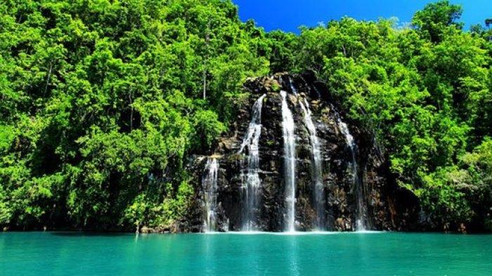 Air Terjun Kahatola di Halmahera Barat, Maluku Utara