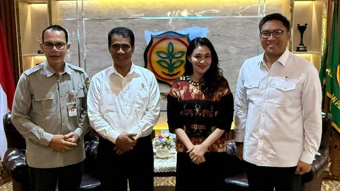 Menteri Pertanian Andi Amran Sulaiman (kedua kiri), Wakil Menteri Pertanian Sudaryono (kanan), menerima kunjungan kerja Gubernur Maluku Utara Sherly Laos atau Sherly Tjoanda (kedua kiri), Senin (3/3/2025).