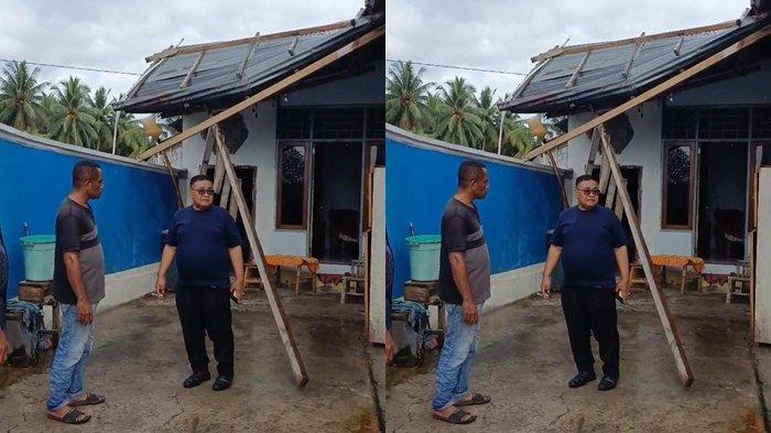 BENCANA: Plt Kepala Dinas Sosial Maluku Utara Zen Kasim saat turun tinjau rumah terkena angin puting beliung di Kelurahan Guraping, Kecamatan Oba Utara, Kota Tidore Kepulauan, Sabtu (17/5/2025)