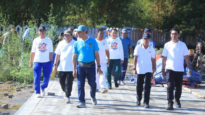 EVENT: Bupati Halmahera Timur, Maluku Utara Ubaid Yakub bersama sejumlah Pimpinan OPD tinjau kesiapan Pandopo Baru, lokasi pelaksanaan HUT, Rabu (14/5/2025)
