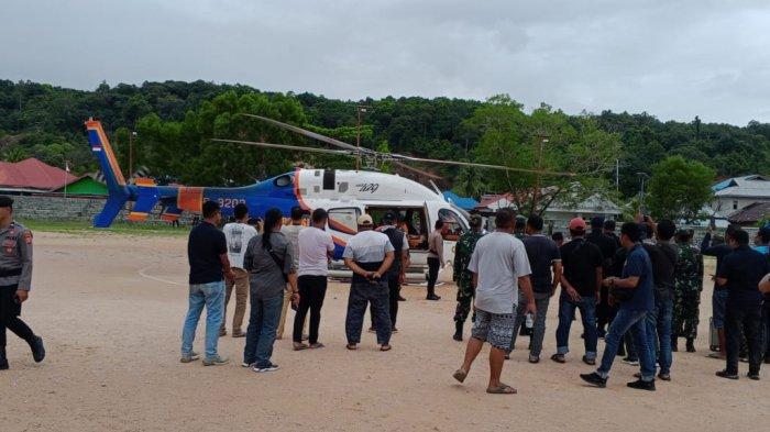 Penjemputan lima korban kebakaran speedboat milik Benny Laos di Pulau Taliabu, Maluku Utara, Minggu (13/10/2024).
