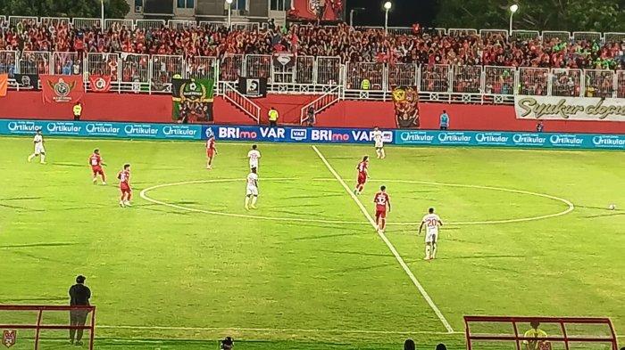 LIGA 1 - Malut United vs Persis Solo pada lanjutan pekan ke-11 Liga 1 di Stadion Gelora Kie Raha, Ternate, Maluku Utara, Kamis (21/11/2024)