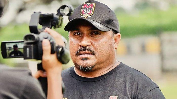 KOMPETISI: Mantan Pelatih Malut United Imran Nahumarury
