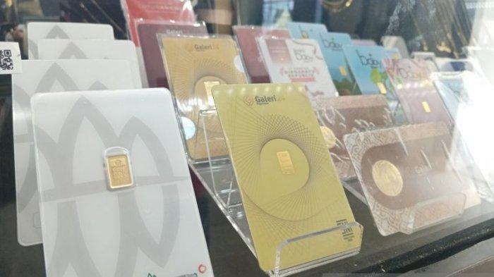 HARGA EMAS - Emas batangan yang dipajang pada salah satu gerai emas di Kantor PT Pegadaian Area Cirebon, Jawa Barat. Berikut harga dan buyback emas Pegadaian cetakan Antam serta UBS terbaru Jumat (7/2/2025). Antam kembali naik.