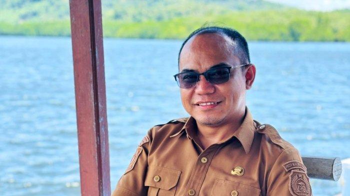 PROYEK - Kepala Biro Pengadaan Barang dan Jasa (BPBJ) Provinsi Maluku Utara, Hairil Hi Hukum, saat diwawancarai TribunTernate.com mengatakan, hingga saat ini, nilai total paket yang sudah dilelang, melalui BPBJ baru mencapai Rp 68.438.245.451, Selasa (8/7/2025)