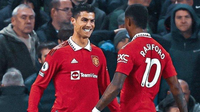 Cristiano Ronaldo (kiri) saat masih berseragam Manchester United dan Marcus Rashford