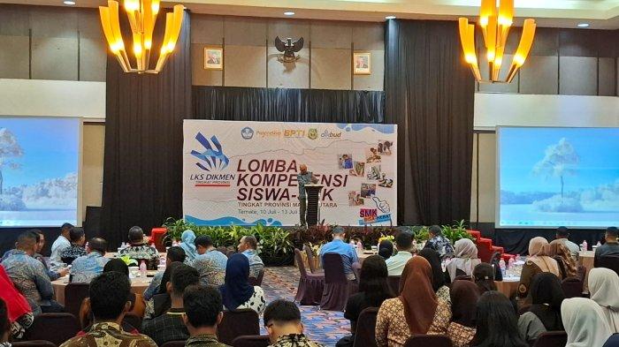 AGENDA: Suasana pembukaan lomba kompetensi siswa (LKS) tingkat provinsi Maluku Utara di Sahid Bella Hotel, Ternate, Jumat (11/7/2025)