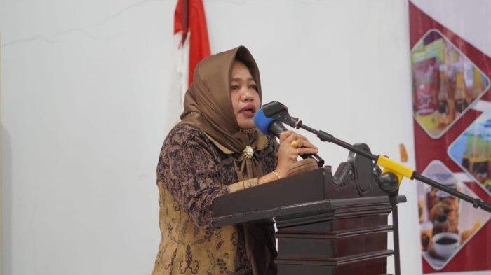 PENGEMBANGAN: Kepala Dinas Koperasi dan UKM Maluku Utara Wa Zaharia