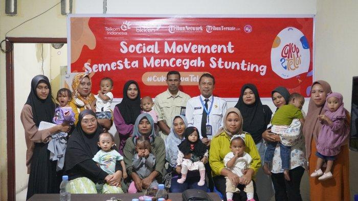 PROGRAM: Foto bersama usai penyaluran bantuan program social movement semesta mencegah Stunting, kepada 10 anak dengan masalah pertumbuhan di Kota Ternate, Maluku Utara, Rabu (30/8/2023).