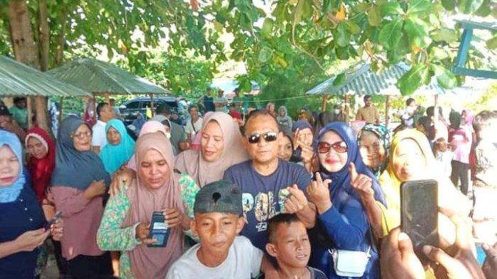 PILKADA: Calon Bupati Morotai, Maluku Utara 2024-2029, Rusli Sibua intens tatap muka dengan warga jelang Pilkada 2024, Senin (9/9/2024)