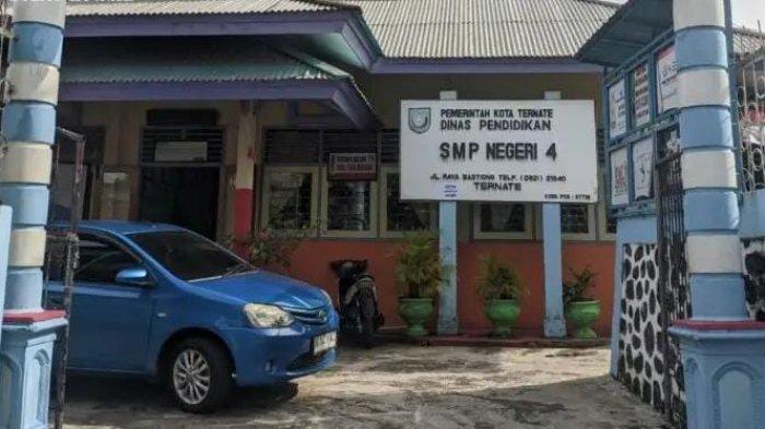 BELAJAR: SMP Negeri 4 Kota Ternate, Maluku Utara