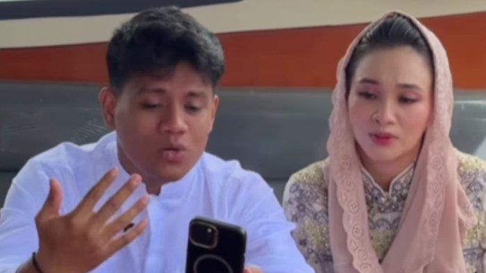 Gubernur Maluku Utara, Sherly Laos atau Sherly Tjoanda menyanyi bersama penyanyi asal Maluku Utara, Safril Harsani. Gambar tangkap layar dari Instagram @safril.harsani pada 1 April 2025.