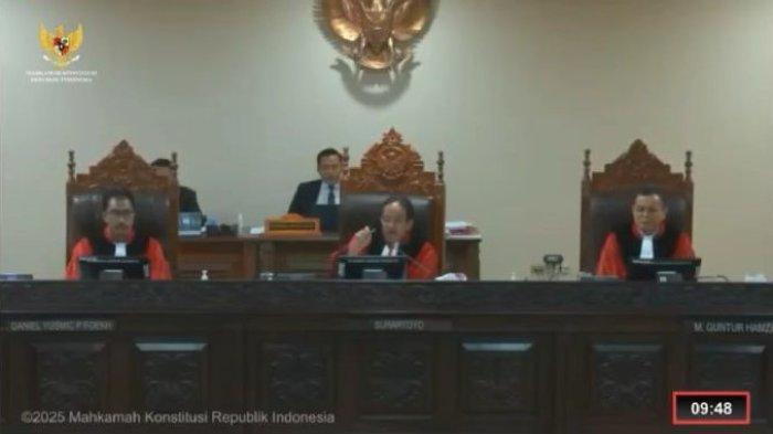 PILKADA: Suasana persidangan perselisihan Pilkada Taliabu 2024 di MKm Jumat (14/2/2025)