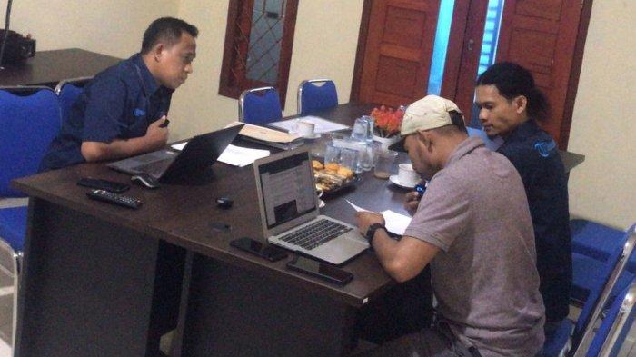 Suasana verifikasi vaktual Tribunternate.com oleh Dewan Pers