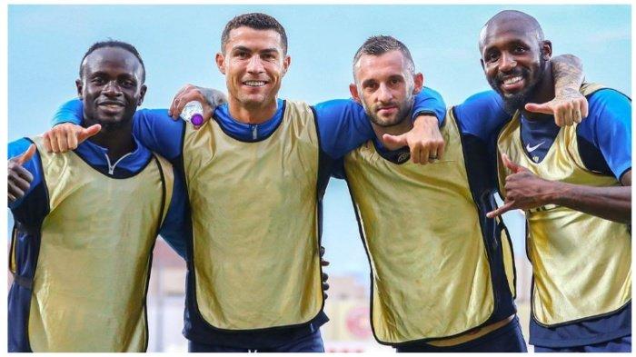 Pemain depan Al Nassr: Sadio Mane, Cristiano Ronaldo, Marcelo Brozovic, Seko Fofana