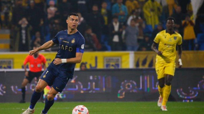 Cristiano Ronaldo saat Al Nassr mengalahkan Al Taawoun dengan skor 4-1 dalam Matchday 18 Liga Pro Saudi, Sabtu (30/12/2023) malam waktu setempat.