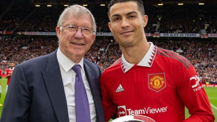 Cristiano Ronaldo dan mantan pelatihnya di Manchester United, Sir Alex Ferguson