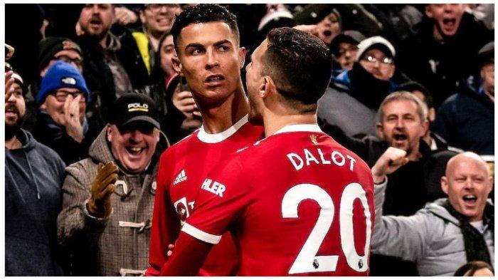 Cristiano Ronaldo saat masih jadi rekan satu tim Diogo Dalot di Manchester United
