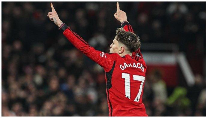 Alejandro Garnacho menjadi bintang saat Man United bangkit dari ketertinggalan dua gol untuk mengalahkan Aston Villa asuhan Unai Emery dengan skor 3-2 di Old Trafford pada Selasa (26/12/2023) lalu.