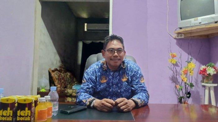 PAD - Kepala Dinas Perindagkop Pulau Taliabu, Arman Hase, beberkan target PAD 2025, Selasa (17/6/2025).