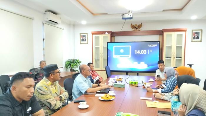 kunjungan ut pusat