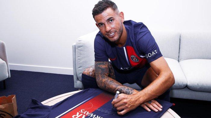 Lucas Hernandez resmi bergabung ke PSG pada jendela transfer musim panas 2023.