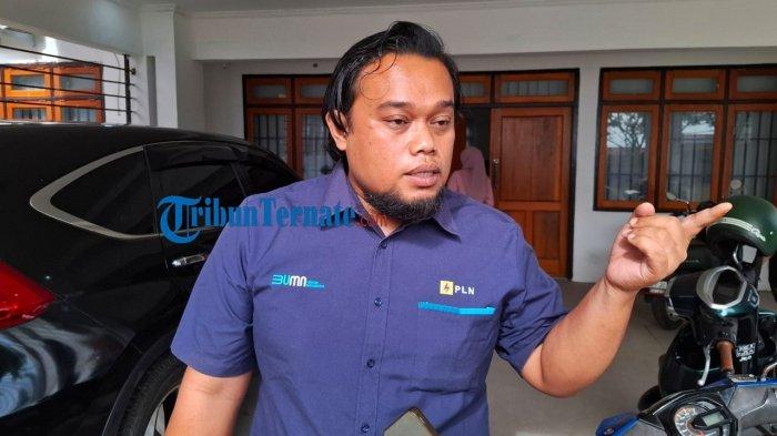 STATEMENT: Kepala PLN ULP Daruba, Pulau Morotai, Maluku Utara Deny Bachtiar Riansyah saat memberikan keterangannya usai RDP dengan DPRD, Selasa (20/5/2025)