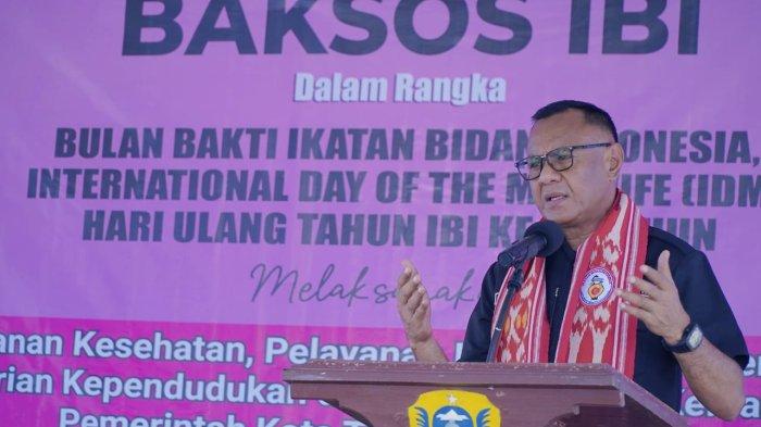 STATEMENT: Wali Kota Tidore Kepulauan, Maluku Utara Muhammad Sinen saat memberikan sambutan
