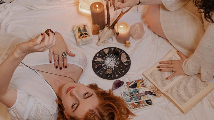 ramalan zodiak sabtu 26 juli 2025