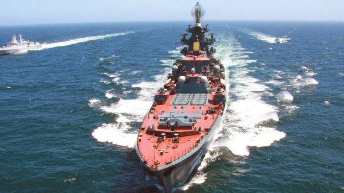 Kapal Perang Raksasa Rusia