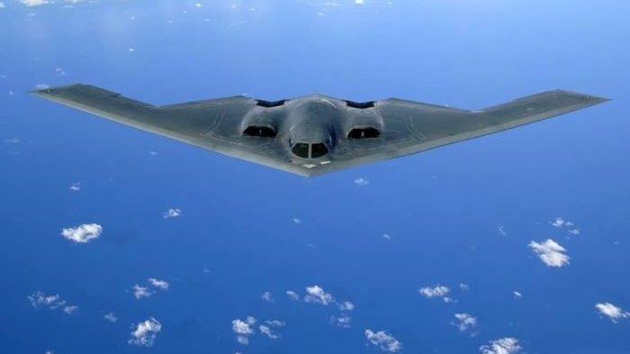 MISI PENGEBOMAN - Pesawat pengebom (bomber) B-2 militer Amerika Serikat