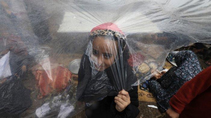 hujan gaza 13 desember