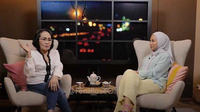 Ibunda Tessa Kaunang bercerita dengan Feni Rose dalam kanal YouTube Feni Rose Official