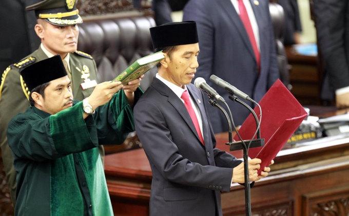 Jokowi Widodo membaca sumpah sebagai Presiden ke-7 Republik Indonesia di depan Sidang MPR, Senin (20/10/2014).