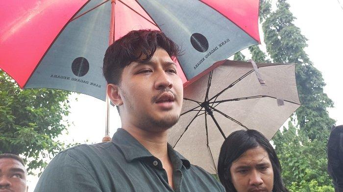 Aditya ditemui di TPU Kalimulya 1, Depok, Jawa Barat, Minggu (21/1/2024).
