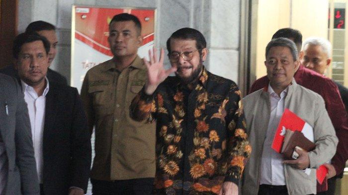 Anwar Usman angkat bicara terkait dirinya yang diberhentikan dari Ketua Mahkamah Konstitusi (MK) oleh Majelis Kehormatan Mahkamah Konstitusi (MKMK) di Gedung Mahkamah Konstitusi (MK), Gambir, Jakarta Pusat, Rabu (8/11/2023).